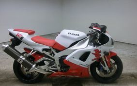 YAMAHA YZF-R1 1998 RN01