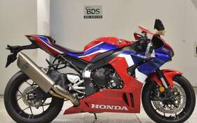 HONDA CBR1000RR R 2024 SC82