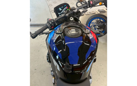 BMW M1000R 2025 0E81