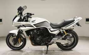 HONDA CB400 SUPER BOLDOR VTEC 2011 NC42