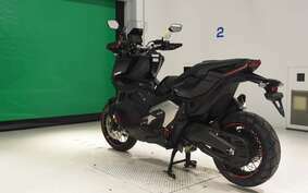 HONDA X-ADV 750 2022 RH10