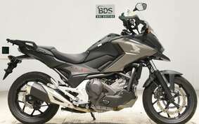 HONDA NC750X D Limited 2020 RC90