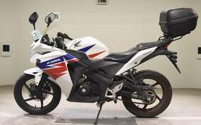 HONDA CBR125R JC50