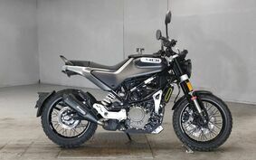 HUSQVARNA スヴァルトピレン401 2024 不明