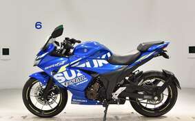 SUZUKI GIXXER 250 SF ED22B