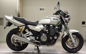 YAMAHA XJR1200 1996 4KG