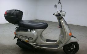 VESPA ET4 125 M040