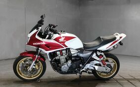 HONDA CB1300SB SUPER BOLDOR 2006 SC54