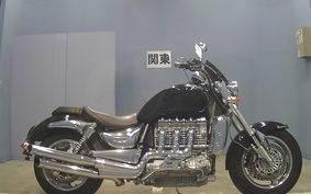 TRIUMPH ROCKET III 2005 LC1035