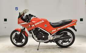 HONDA VT250FE MC08