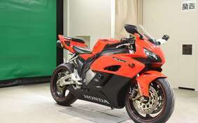 HONDA CBR1000RR 2005 SC57