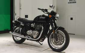 TRIUMPH BONNEVILLE T120 2022