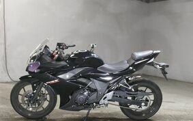 SUZUKI GSX250R DN11A