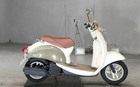 HONDA CREA SCOOPY I AF55