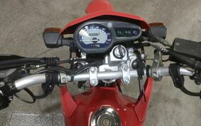 YAMAHA XTZ125E 不明