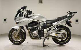 SUZUKI BANDIT 1200 S 2002 GV77A