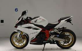 HONDA CBR250RR A MC51