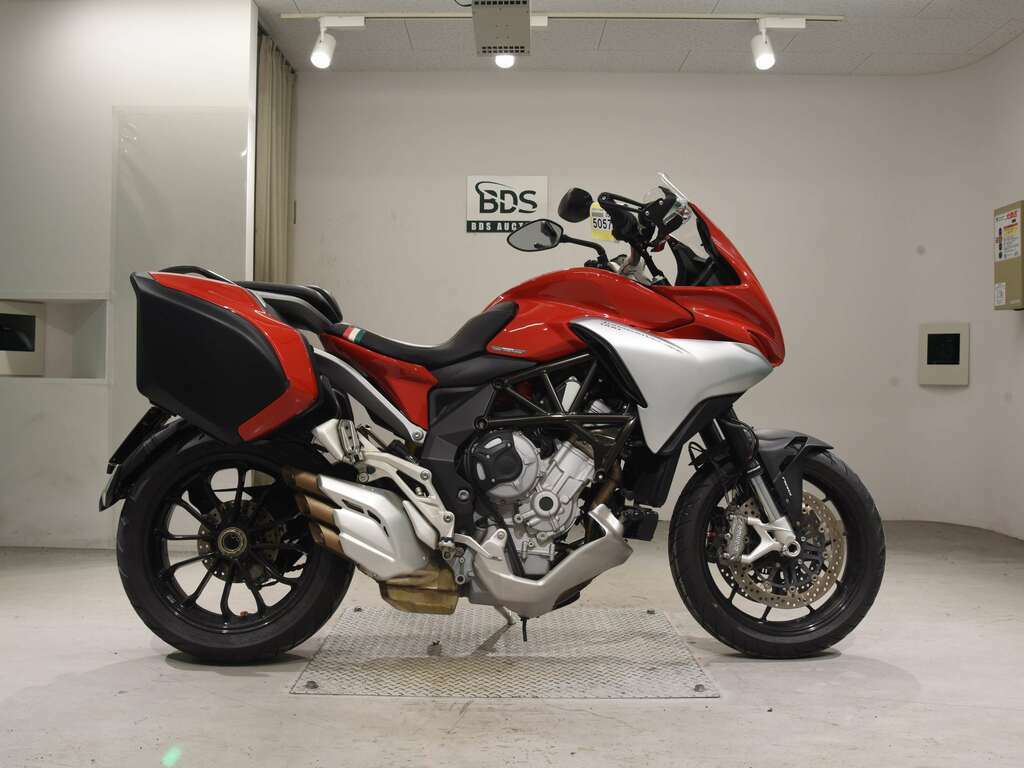 MV Agusta veloce 800