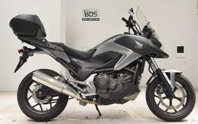 HONDA NC750X 2015 RC72