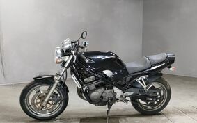 SUZUKI BANDIT 250 GJ74A