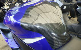 YAMAHA YZF-R1 2004