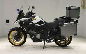 SUZUKI DL650 ( V-Strom 650 ) XTA 2023 C733M