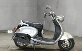 YAMAHA VINO 125 SE24