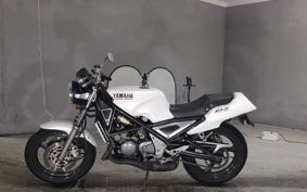 YAMAHA R1-Z 3XC