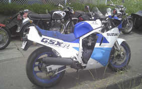 SUZUKI GSX-R750 1987 GR71G