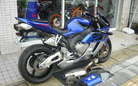 HONDA CBR1000RR 2005 SC57