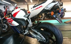 HONDA CBR1000RR 2005 SC57