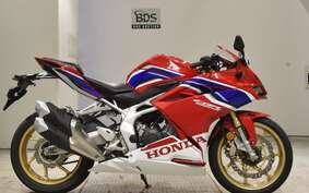 HONDA CBR250RR A MC51