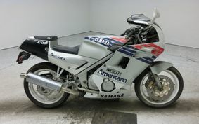 YAMAHA FZR250 2KR