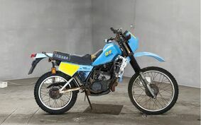 YAMAHA DT125 17F