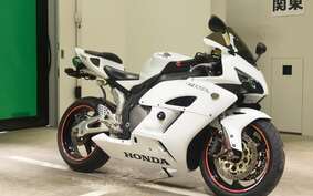 HONDA CBR1000RR 2004 SC57