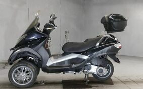 PIAGGIO MP3 250 RL M472