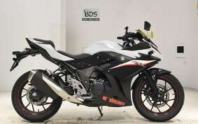 SUZUKI GSX250RA DN11A