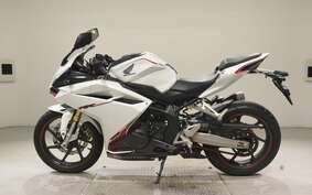 HONDA CBR250RR A MC51