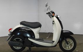 HONDA CREA SCOOPY I AF55