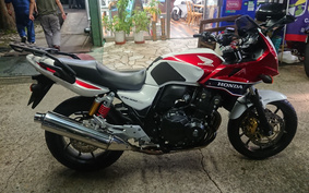 HONDA CB400 SUPER BOLDOR 2017 NC42