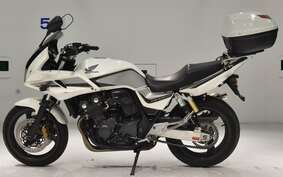 HONDA CB400 SUPER BOLDOR VTEC 2011 NC42