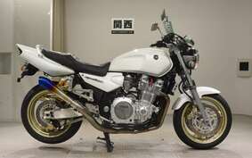 YAMAHA XJR1300 1998 RP01J