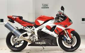 YAMAHA YZF-R1 2000 RN04