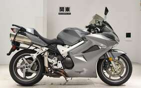 HONDA VFR800-2 2012 RC46