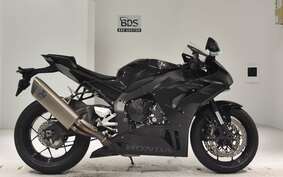 HONDA CBR1000RR R 2020 SC82