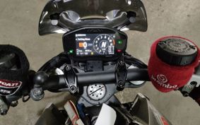 DUCATI  DUCATI  MONSTAR  PLUS  1M00AA