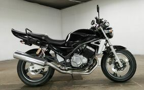 SUZUKI GSX250FX ZR250C