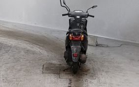 SUZUKI LETS4 CA45A