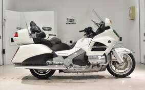 HONDA GL 1800 GOLD WING 2012 SC68