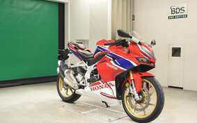 HONDA CBR250RR A MC51